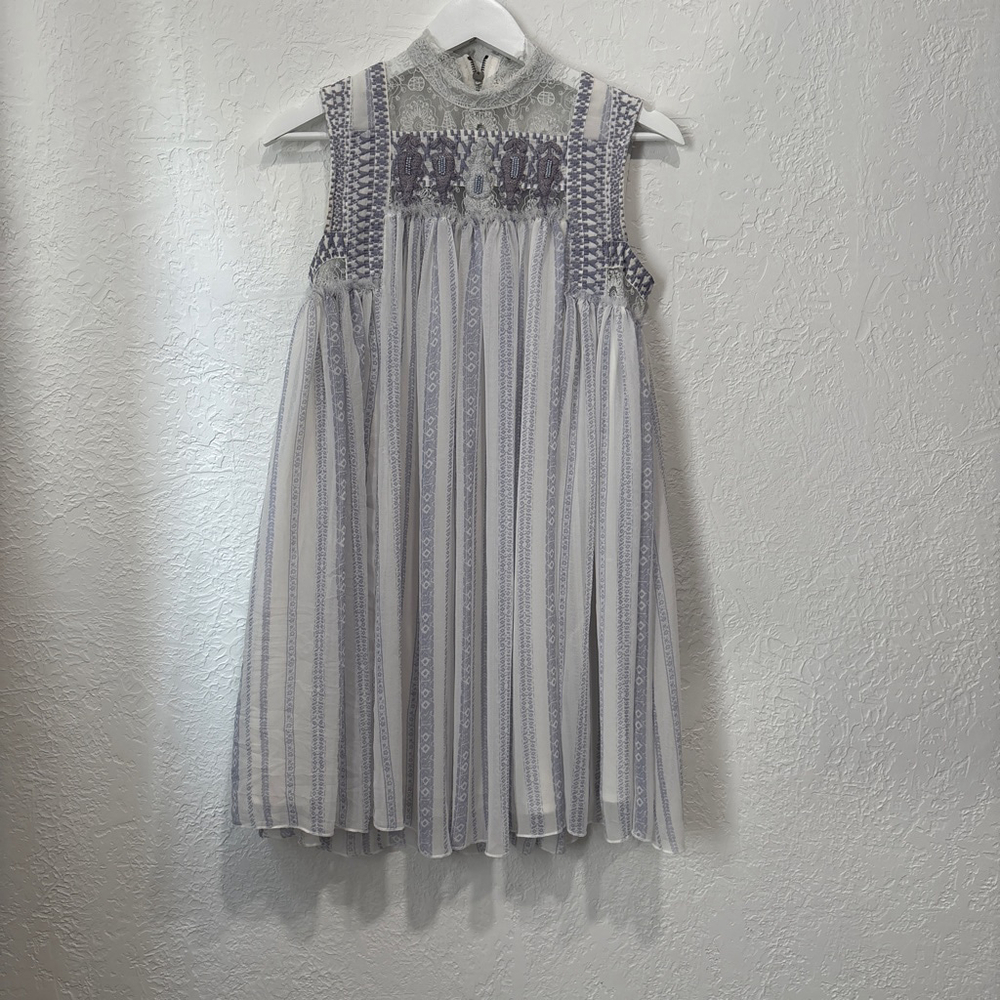 Women's Free People Mini Dress XS White Blue Sleeveless(278)